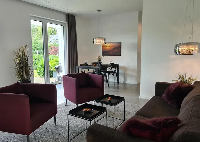 Eilers, Katja Lilly, Lilly Фарель